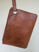 CHESTNUT CLUTCH